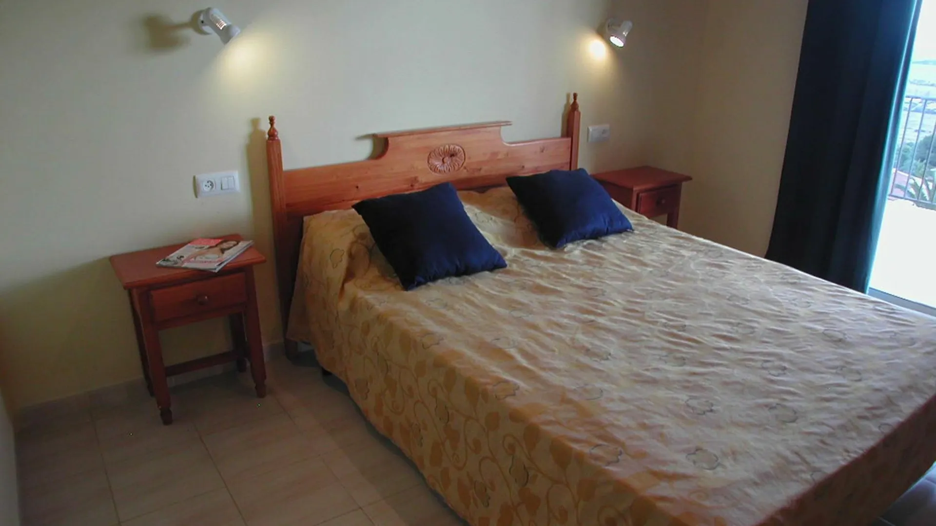 Rvhotels Apartamentos Torre Vella Spain