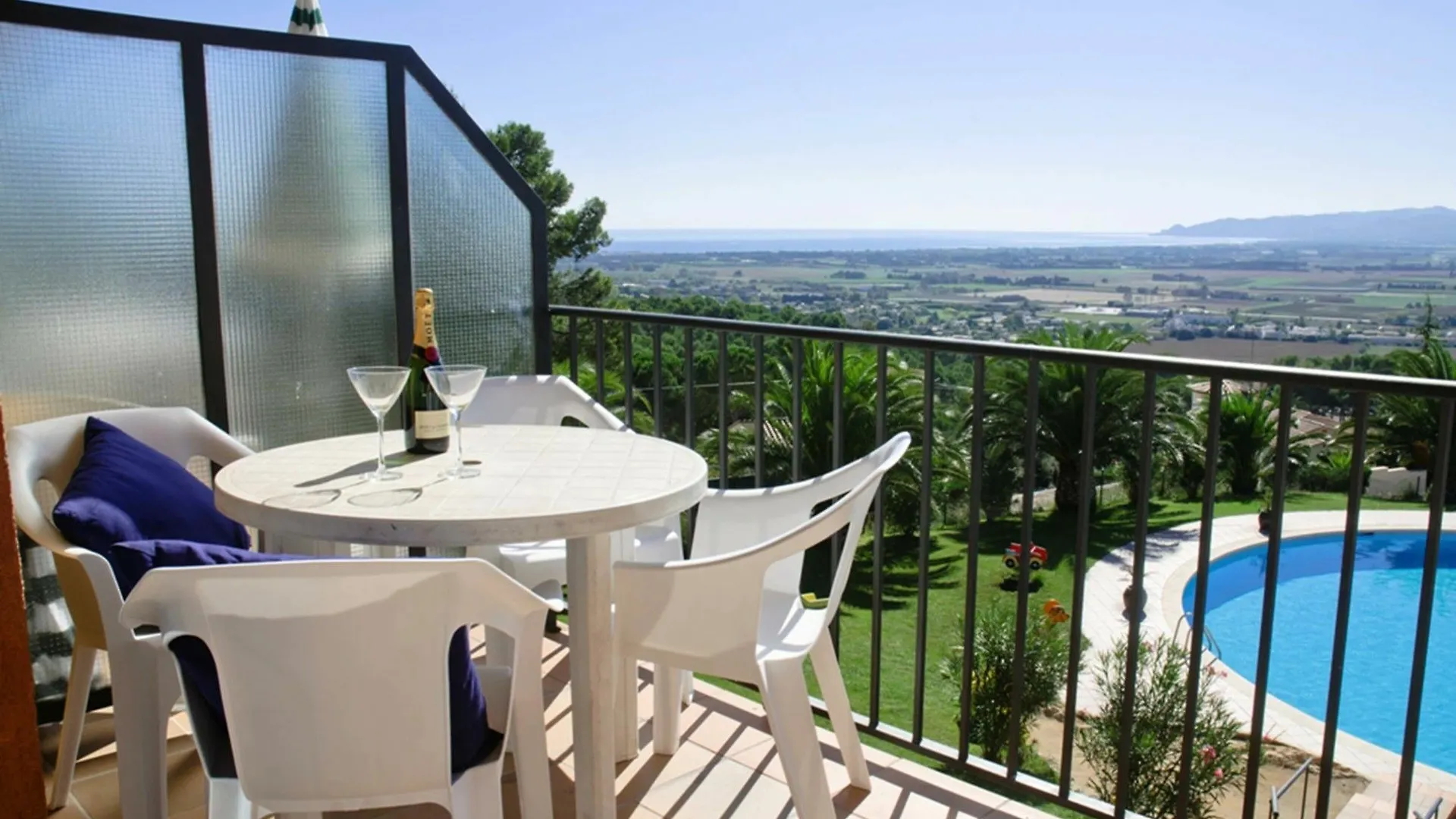 Rvhotels Apartamentos Torre Vella Spain